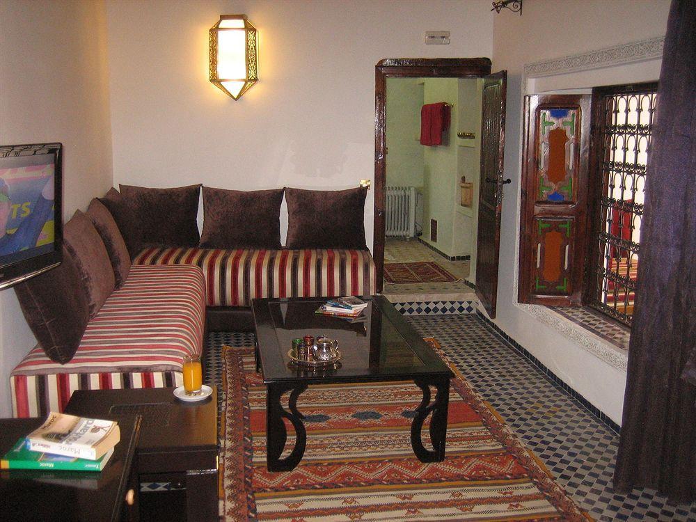 Riad Adarissa Fez Bagian luar foto