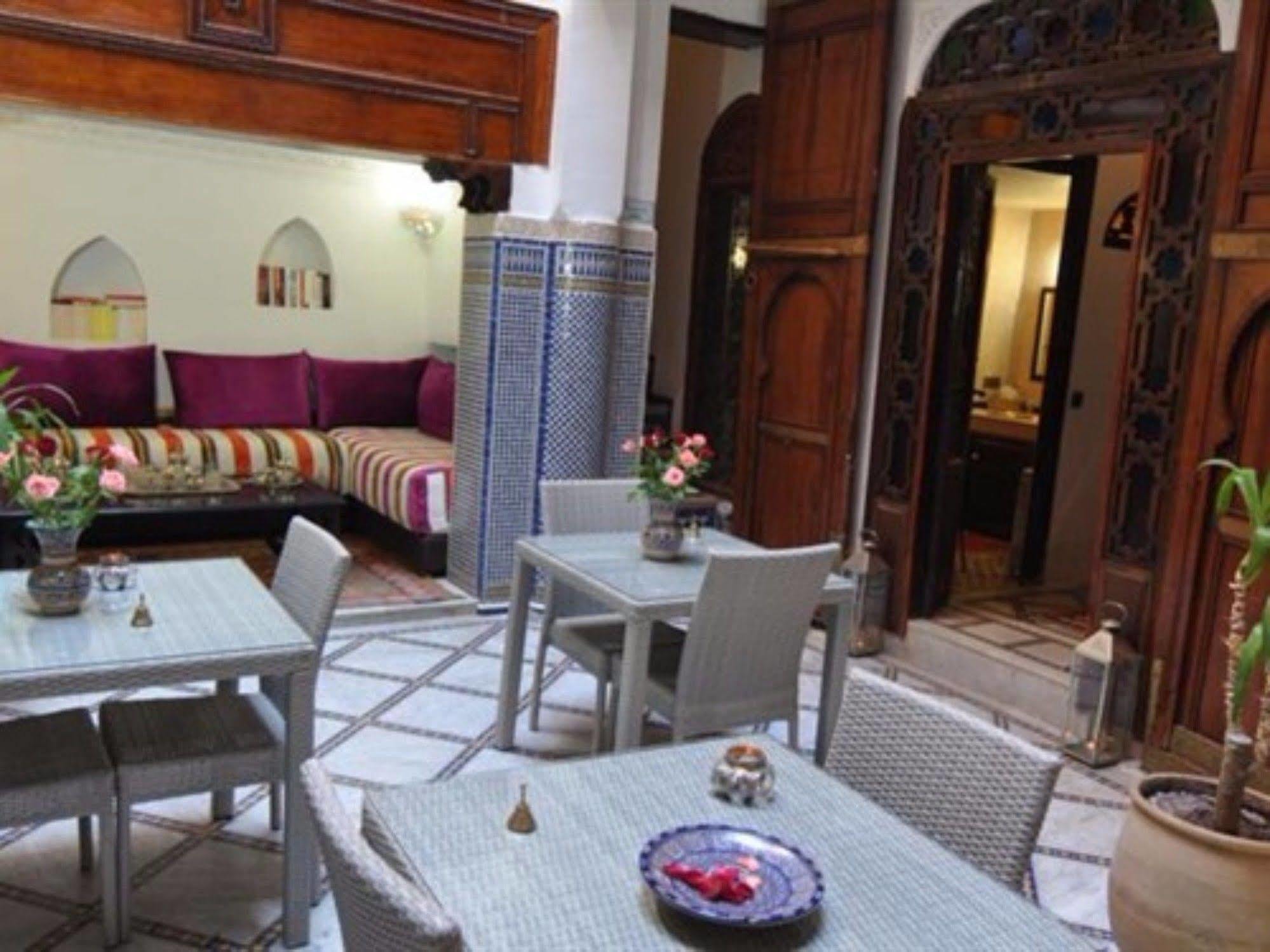 Riad Adarissa Fez Bagian luar foto