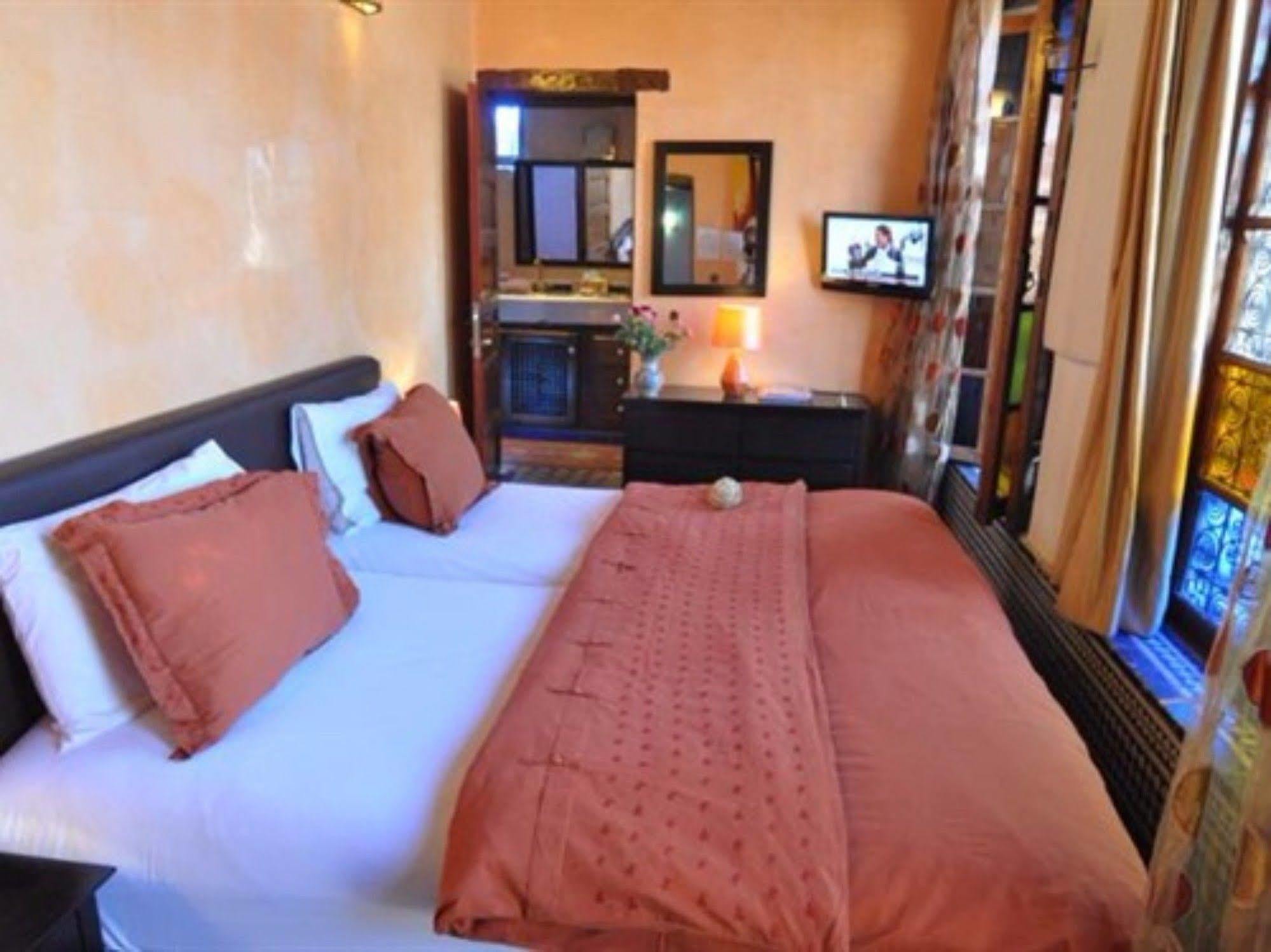 Riad Adarissa Fez Bagian luar foto