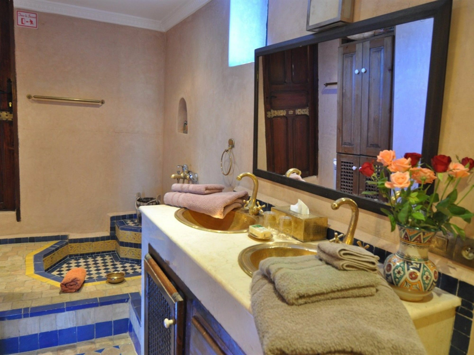 Riad Adarissa Fez Bagian luar foto